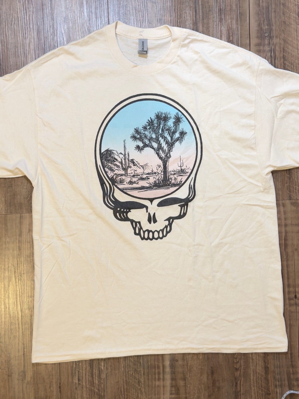 Gildan x greatful dead Cream Short Sleeve Tee with Desert Skull Graphic
